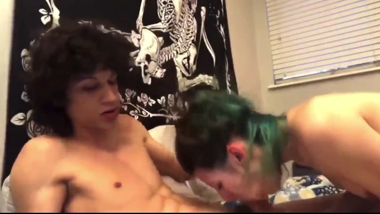 Homemade emo brunette loves that huge cock 02
