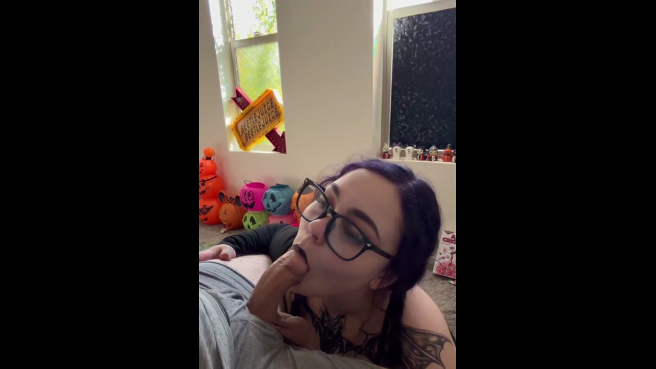 Sloppy Emo Teen Blowjob 06