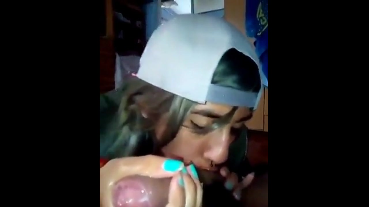 Lesbian emo sucks big dick 02
