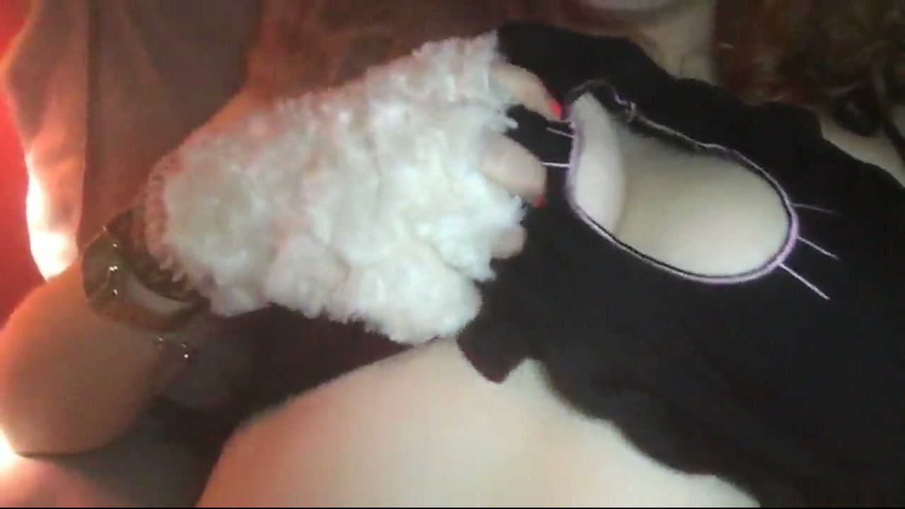 Little kitten (20 F) 03
