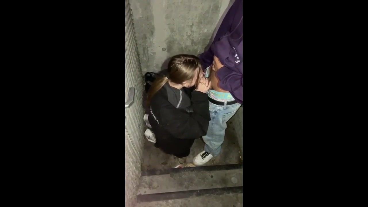 Public blowjob amateur goth girl teen deepthroat 01