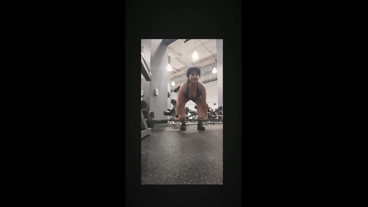 Argentinian Goth Muscle Mommy Deborah