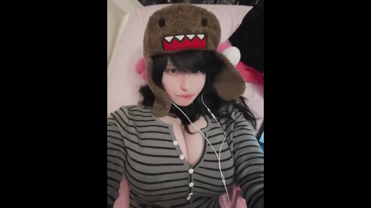 Busty emo latina 09